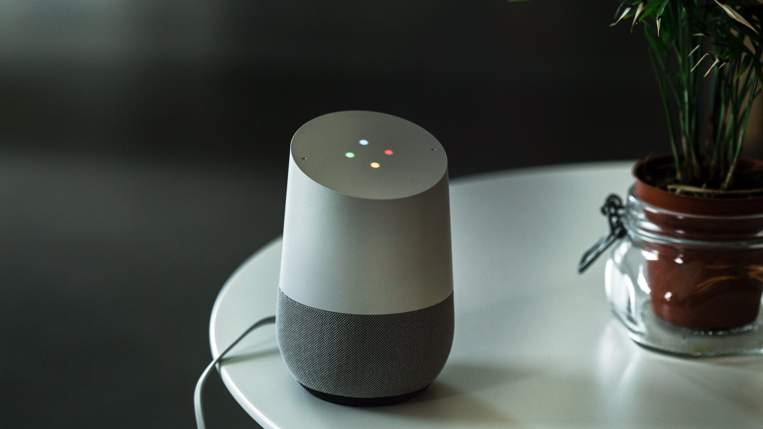 Nên đặt Loa Google Home ở những nơi rộng rãi