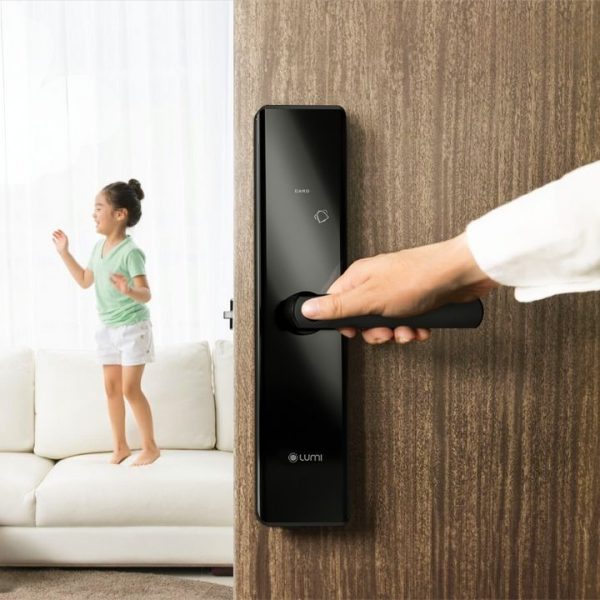 Khóa cửa thông minh Lumi 1